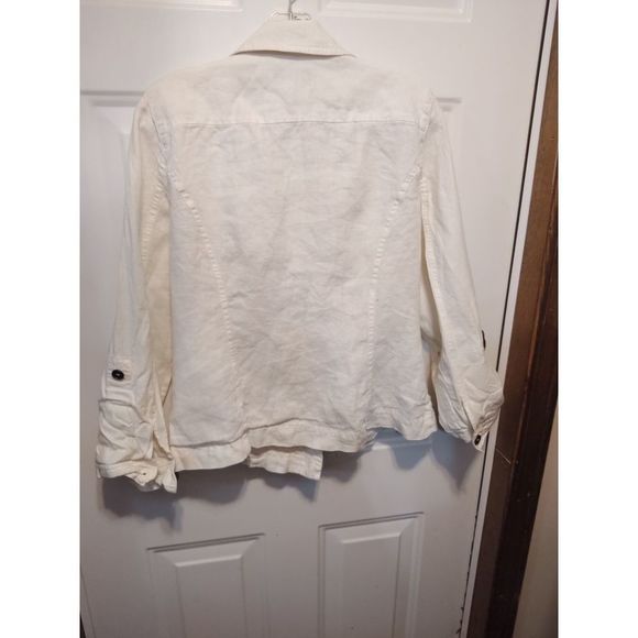 Chico's White Button Front Shirt Women's Size 1 - Picture 3 of 4